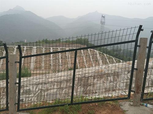 上海鐵路護欄網圖片2