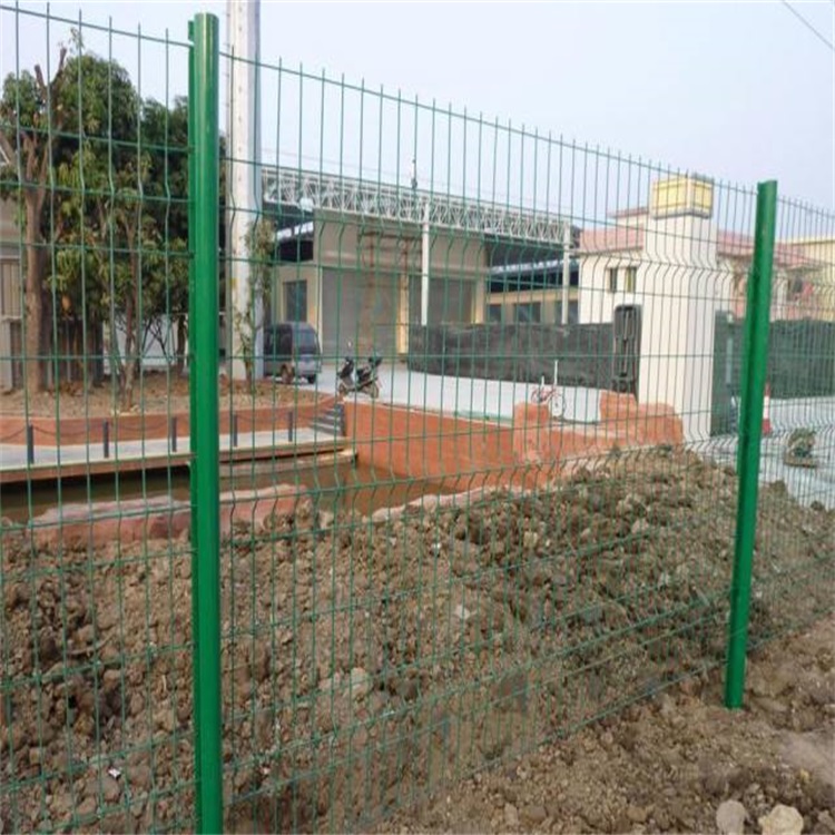 圈地鐵絲圍欄網(wǎng)圖片4
