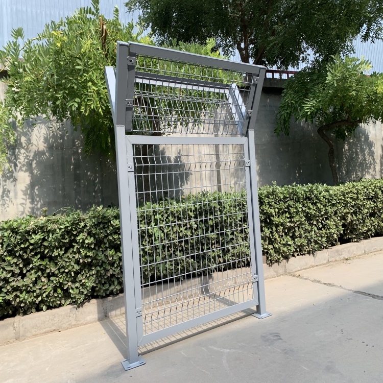 監(jiān)獄警戒處防攀爬隔離網(wǎng)圖片3