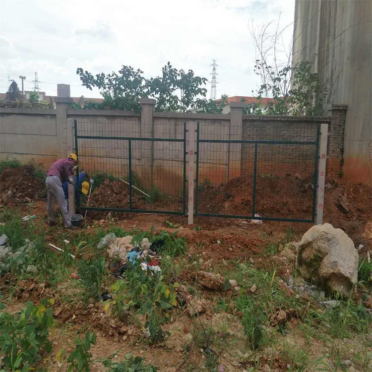 鐵路線路隔離網圖片3