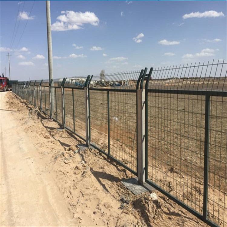 鐵路金屬防護網(wǎng)片圖片3