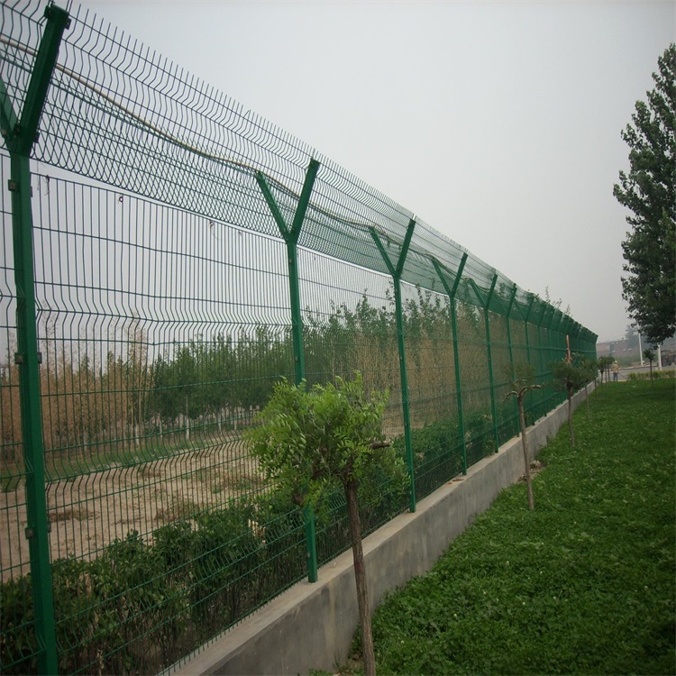 鐵絲護(hù)欄網(wǎng)圖片4