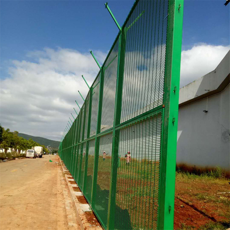 戒毒所防逃鐵絲網圖片4