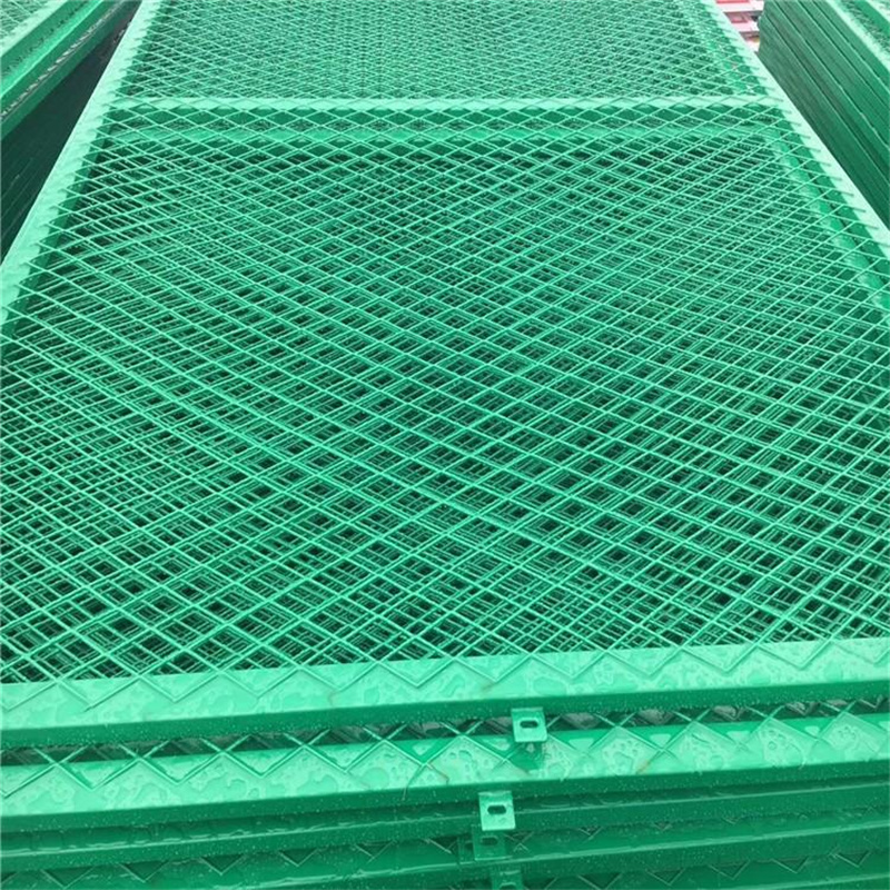 上海鋼板網(wǎng)防護(hù)柵欄圖片4