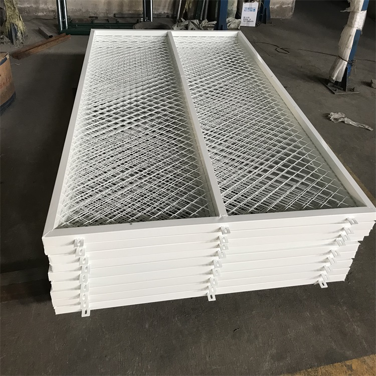 上海鋼板網護欄網圖片4