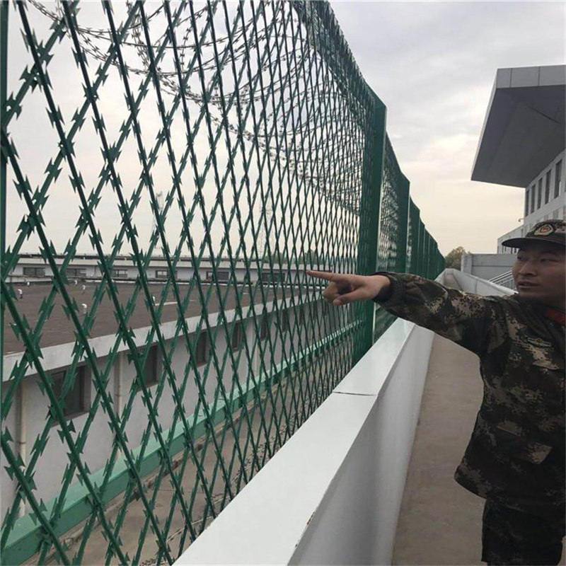 少管所區域圍墻隔離網圖片4