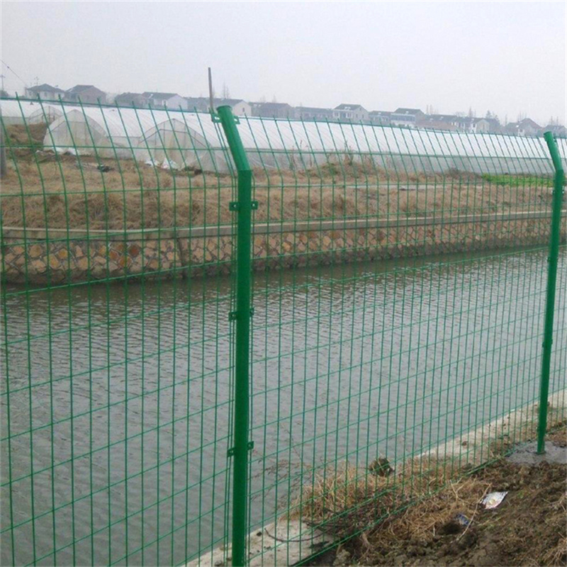 水源地兩側防護網圖片3