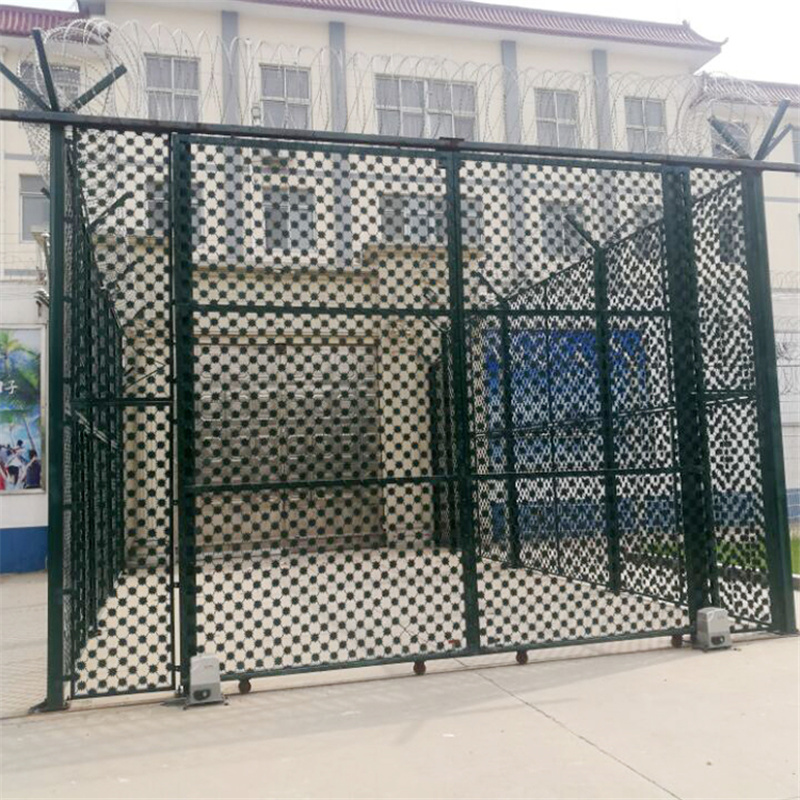 監(jiān)獄高度戒備隔離網(wǎng)圖片2