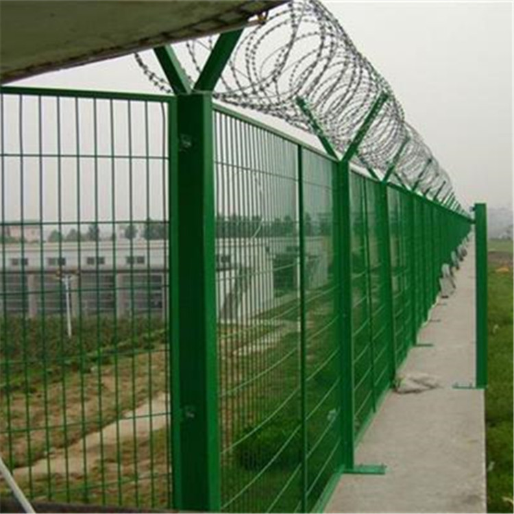 機(jī)場飛行區(qū)隔離網(wǎng)圖片2