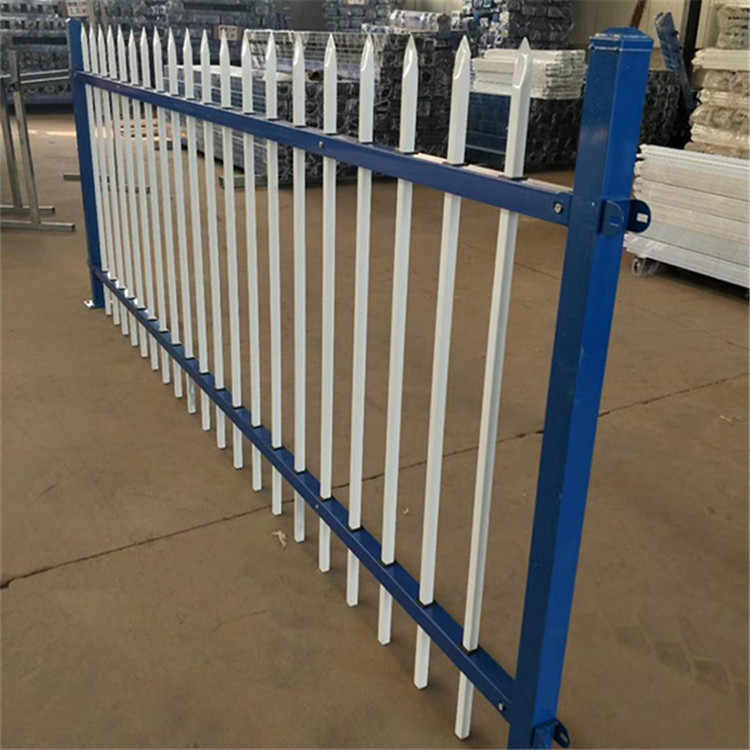 鋅鋼道路護(hù)欄圖片2