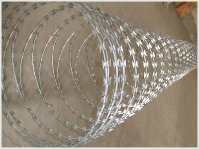 蛇腹型不銹鋼刀片刺網圖片3