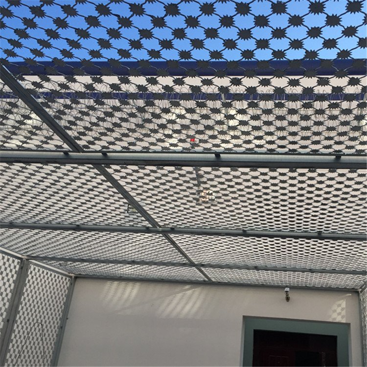 監(jiān)獄刀刺隔離網圖片1