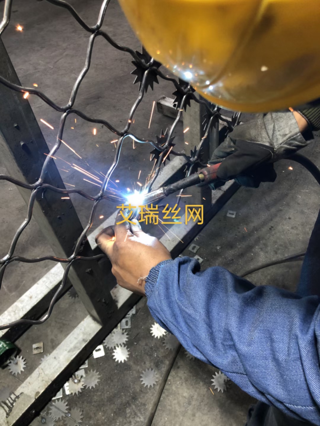 ?監(jiān)獄防攀爬隔離網(wǎng)圖片1