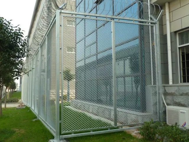 監獄巡道防護網圖片2