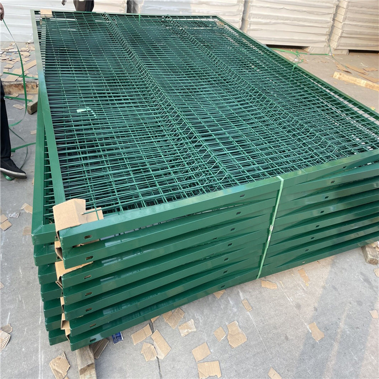 機場防護(hù)安全鋼筋隔離柵圖片2