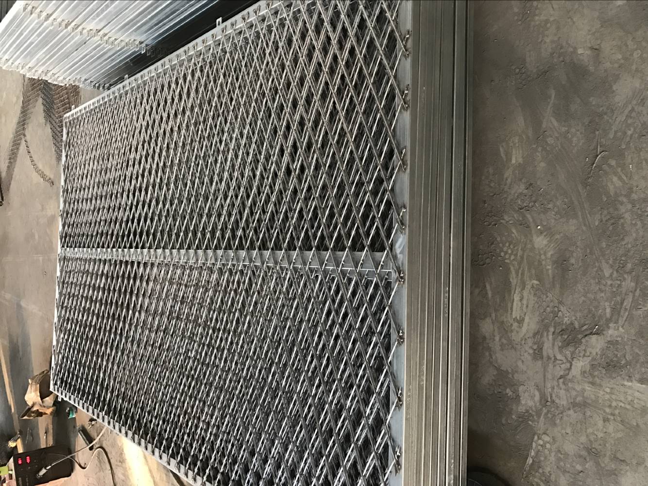 監獄焊接刀刺防護網圖片3